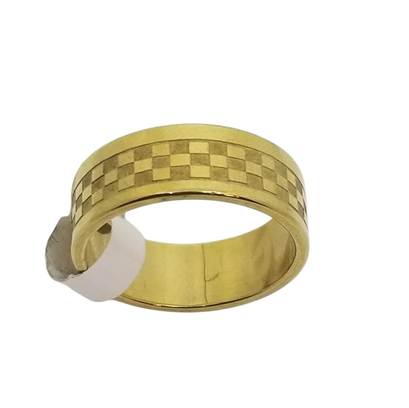 NWT MEN'S GOLDTONE CHECKER DESIGN STAINLESS STEEL BAND SIZE 10 - Picture 1 of 3